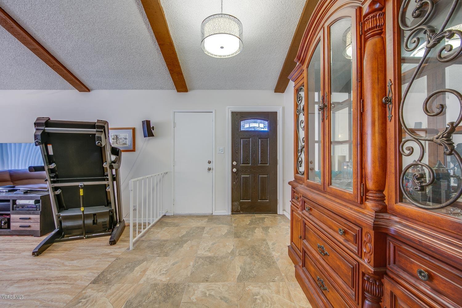 2184 Stow Street Simi Valley, CA 93063 - Photo 9 of 21 2184Stow-7