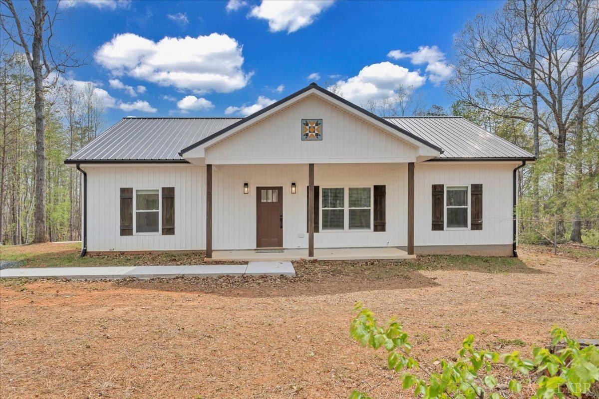 9900 Stonewall Road Appomattox, VA 24522 - Photo 1 of 49