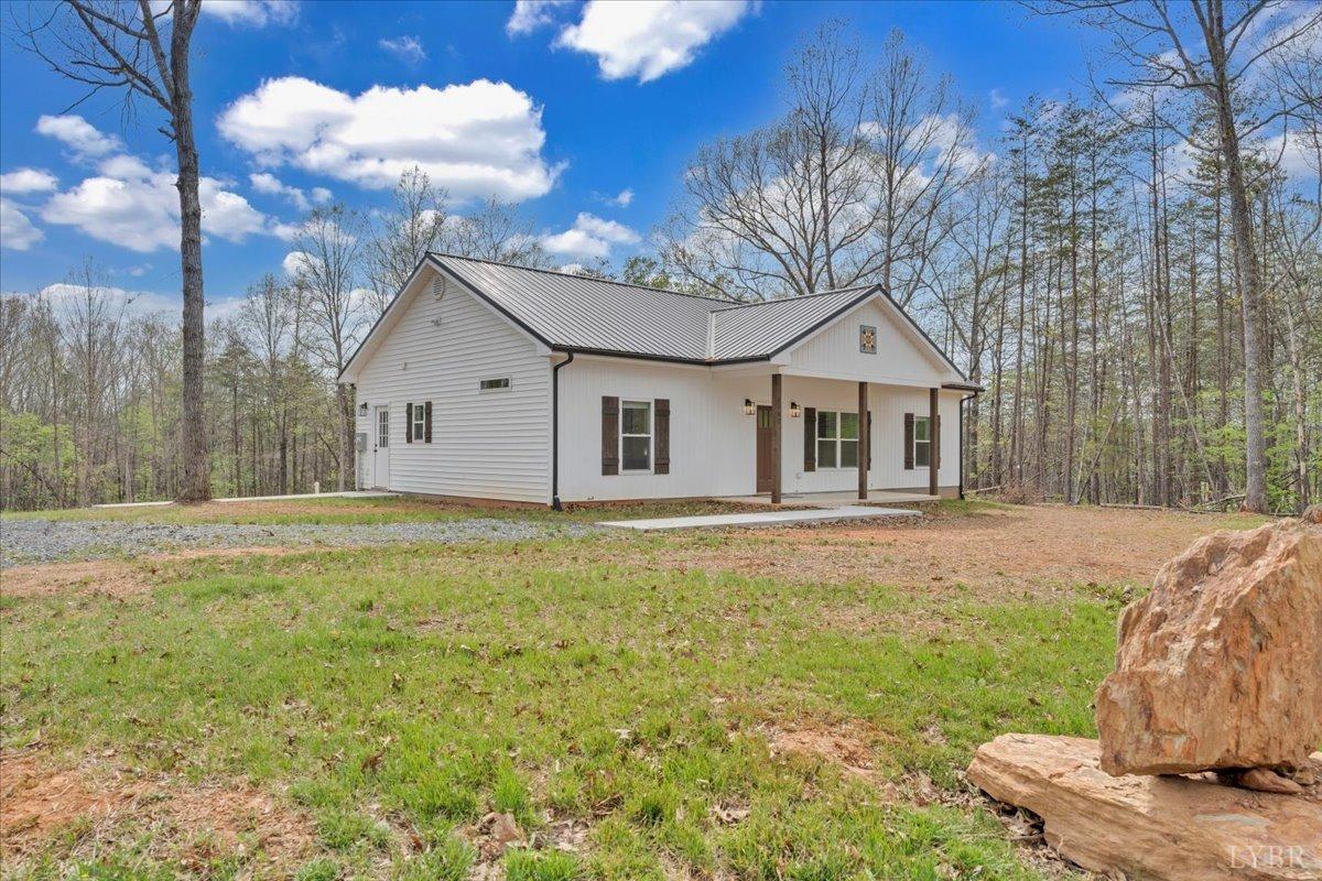9900 Stonewall Road Appomattox, VA 24522 - Photo 24 of 49