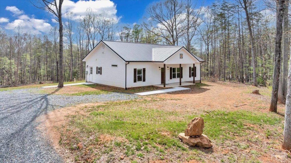 9900 Stonewall Road Appomattox, VA 24522 - Photo 33 of 49