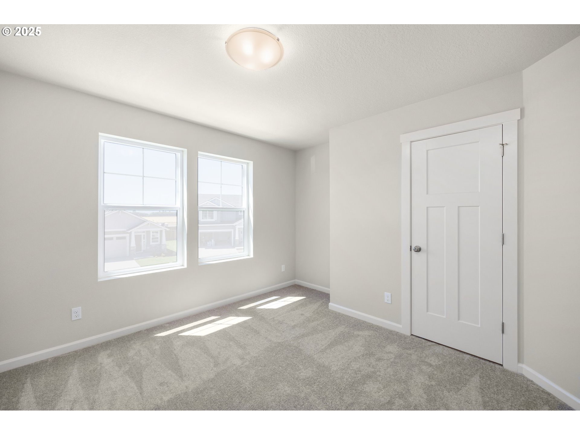 1418 Southeast Logan Parkway Albany, OR 97322 - Photo 18 of 39