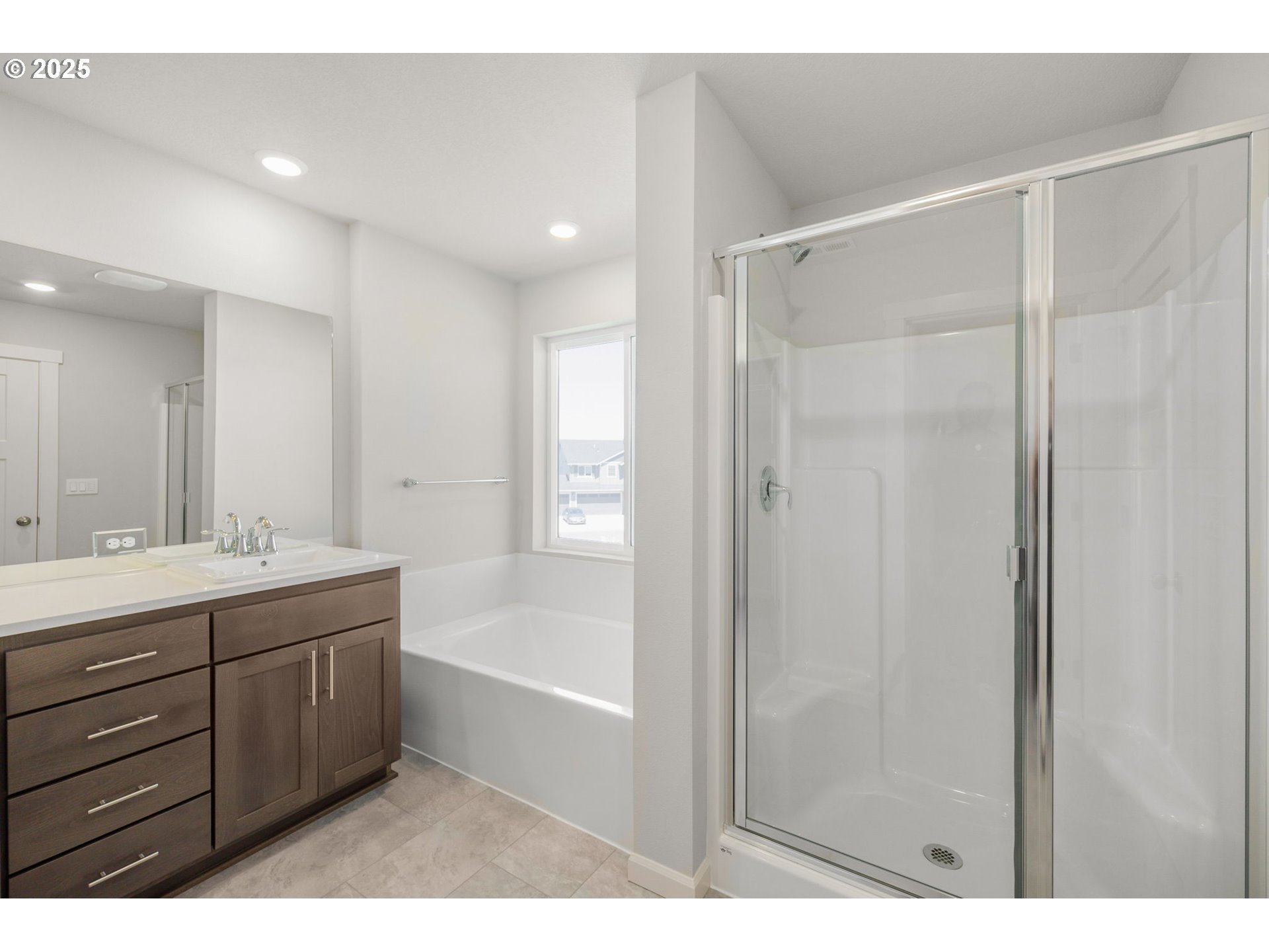 1418 Southeast Logan Parkway Albany, OR 97322 - Photo 23 of 39