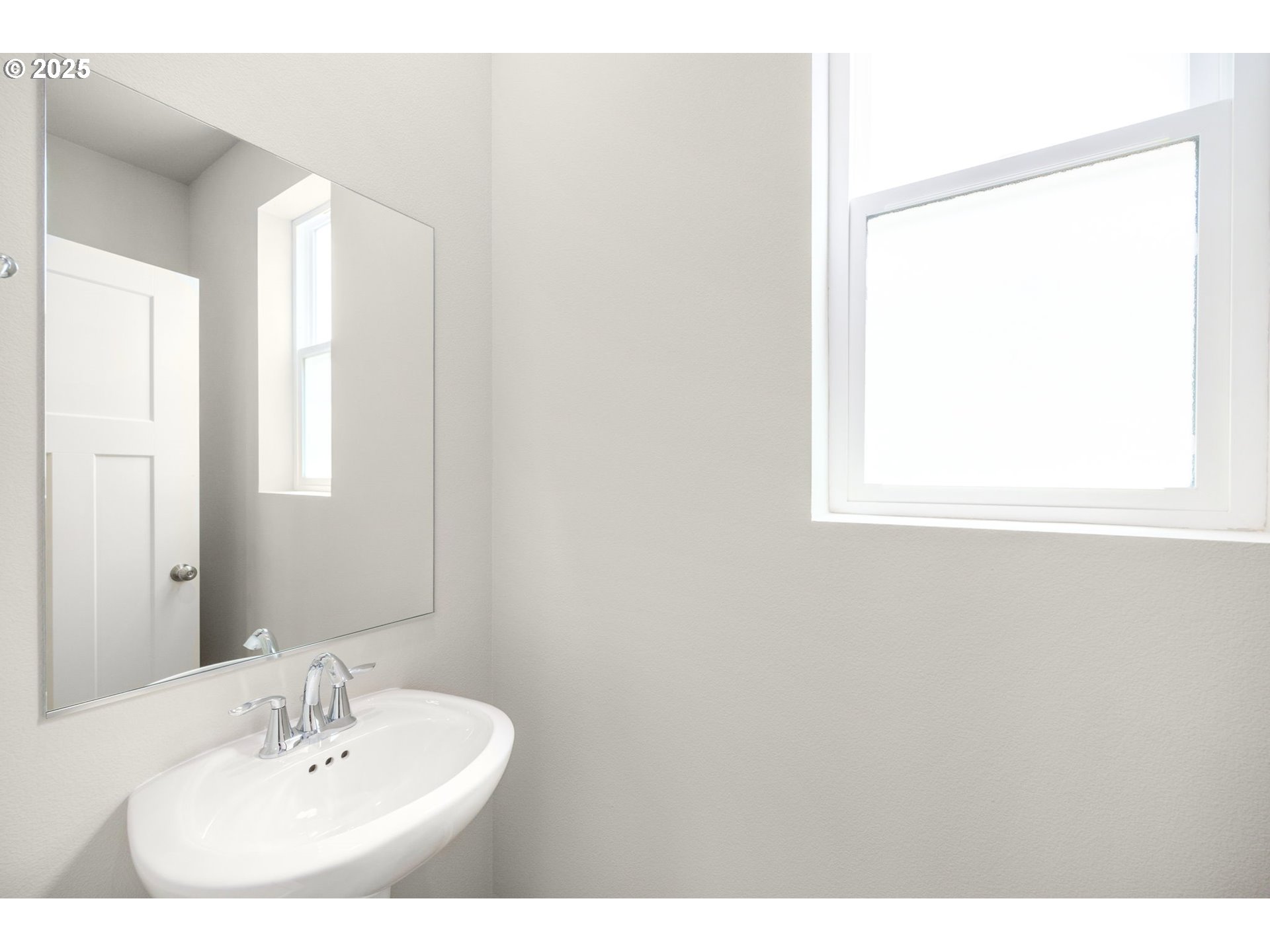 1418 Southeast Logan Parkway Albany, OR 97322 - Photo 33 of 39