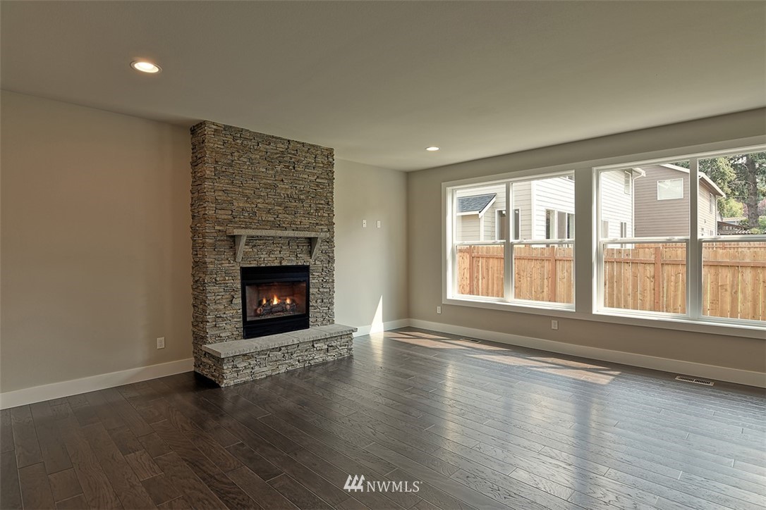 517 Vernon Road Lake Stevens, WA 98258 - Photo 6 of 12 Gallery Image 6
