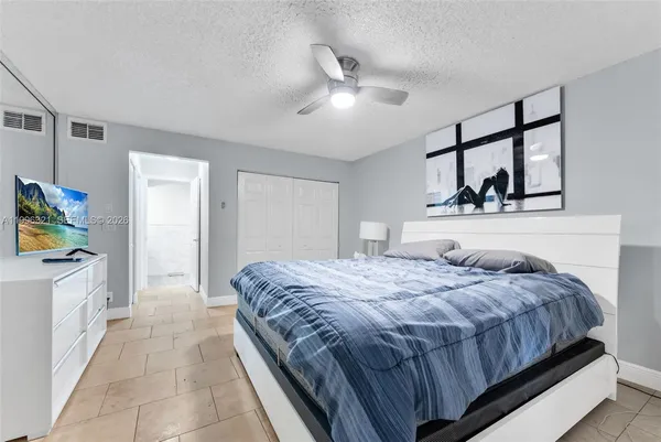$199,999 | 7653 Northwest 79th Avenue, Unit 109, Tamarac, FL 33321