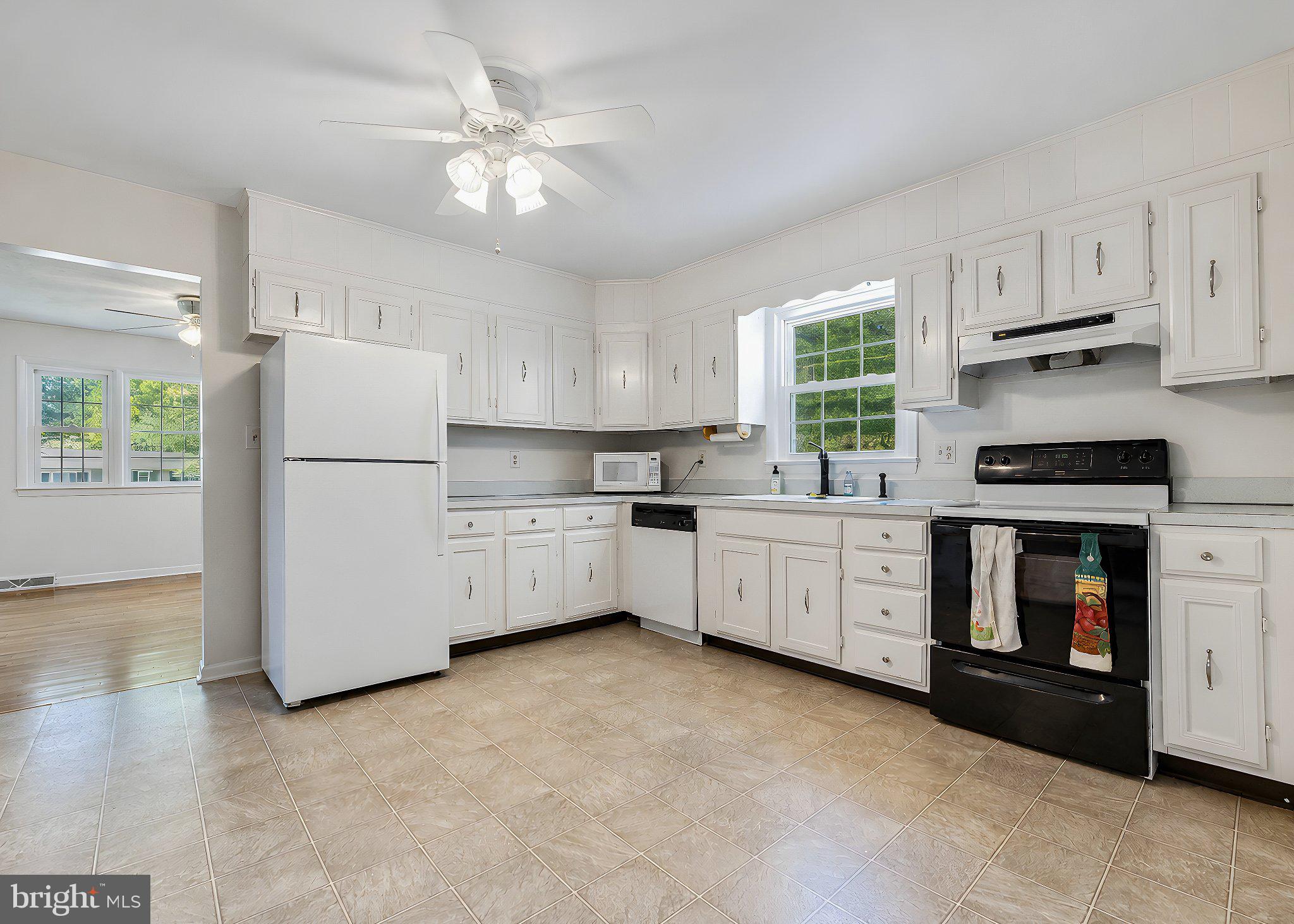45950 Bates Road Great Mills, MD 20634 - Photo 4 of 52 Gallery Image 4