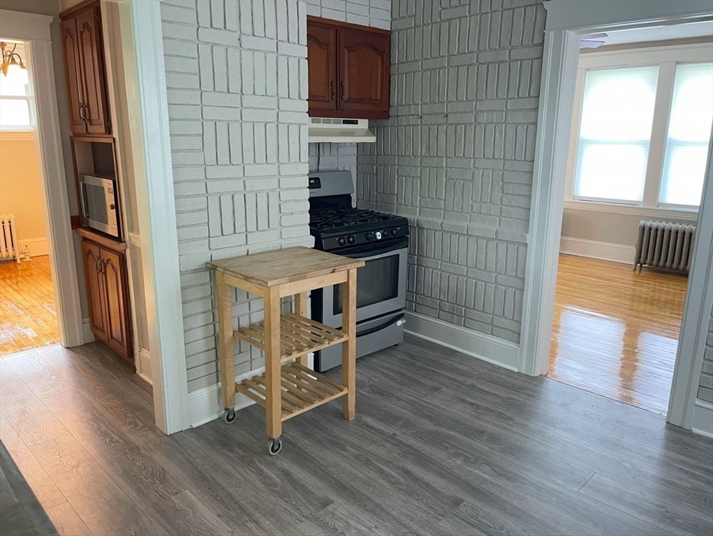 39 Barnard Road Worcester, MA 01605 - Photo 11 of 20 Gallery Image 11