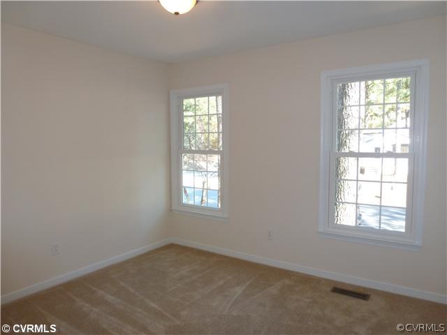 8924 Hawkbill Road North Chesterfield, VA 23237 - Photo 10 of 19 Gallery Image 10