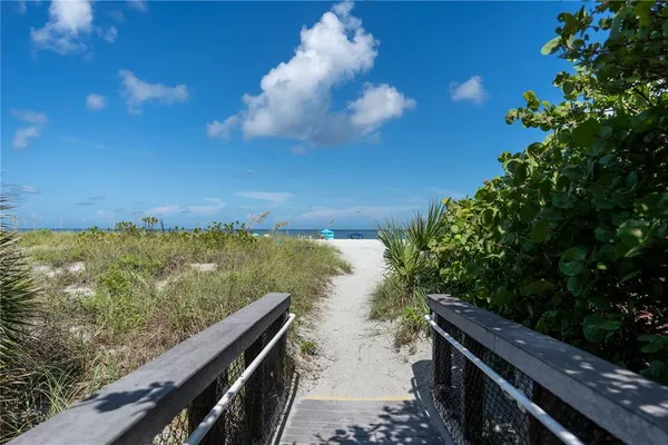 $375,000 | 205 Palidoro Circle, Nokomis, FL 34275