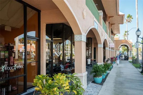 $375,000 | 205 Palidoro Circle, Nokomis, FL 34275