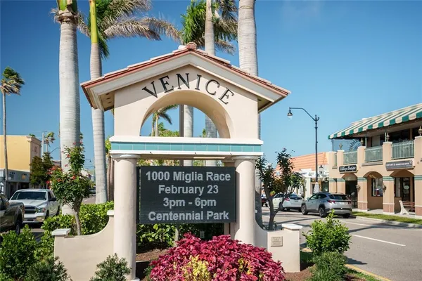 $375,000 | 205 Palidoro Circle, Nokomis, FL 34275