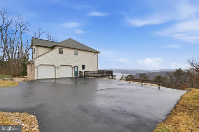 $674,900 | 465 Rebers Bridge Road, Reading, PA 19608