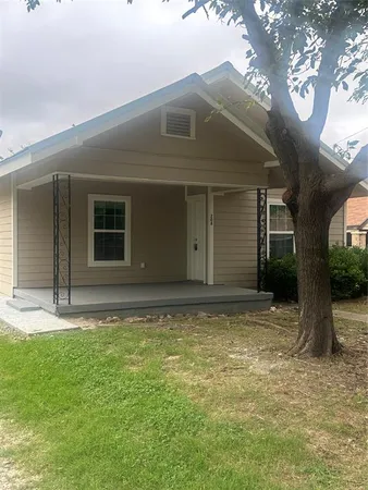 $174,500 | 208 Washington Street, Bowie, TX 76230