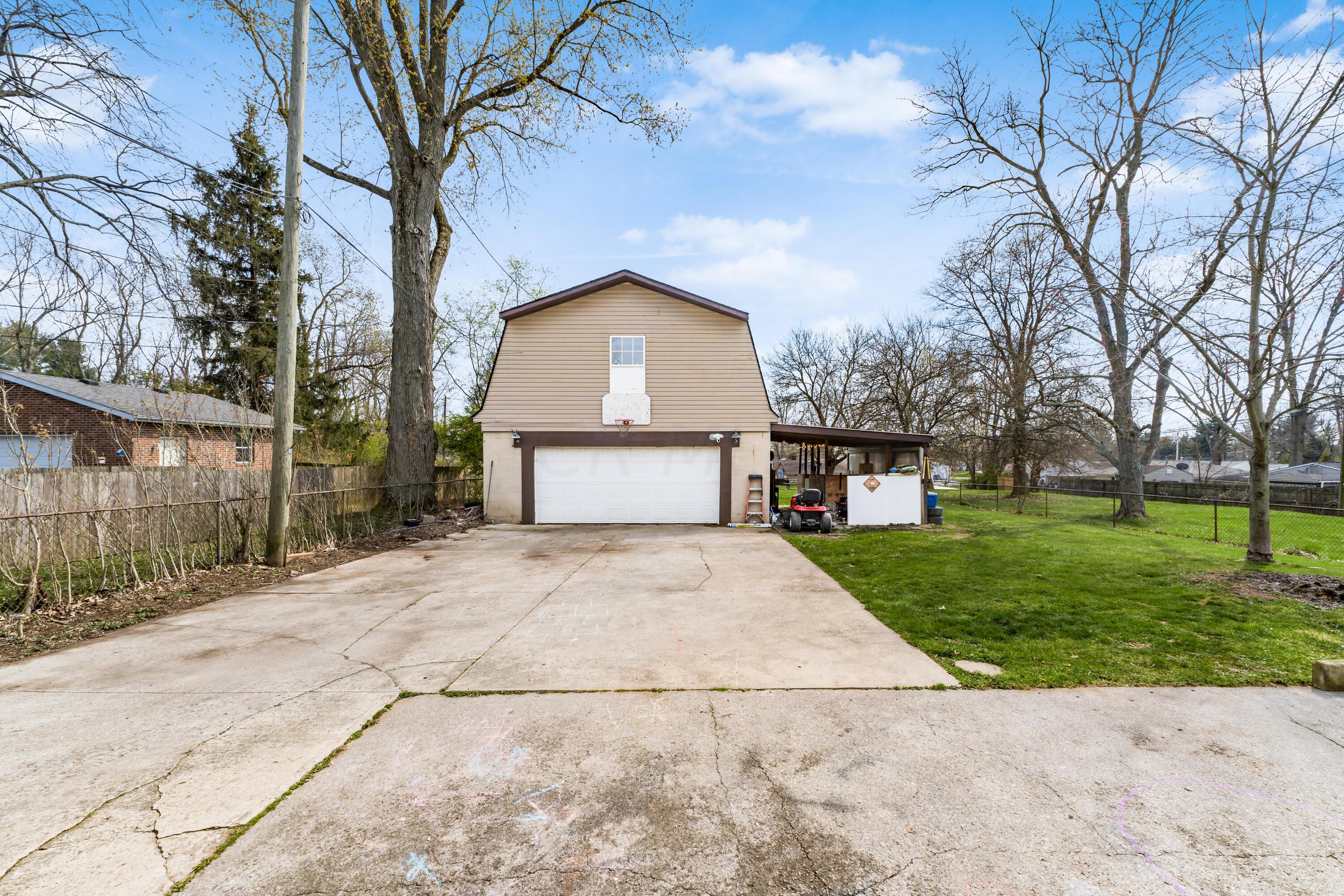 7363 Rodebaugh Road Reynoldsburg, OH 43068 - Photo 6 of 32 S_-_7363_Rodebaugh_Rd_-_008-2