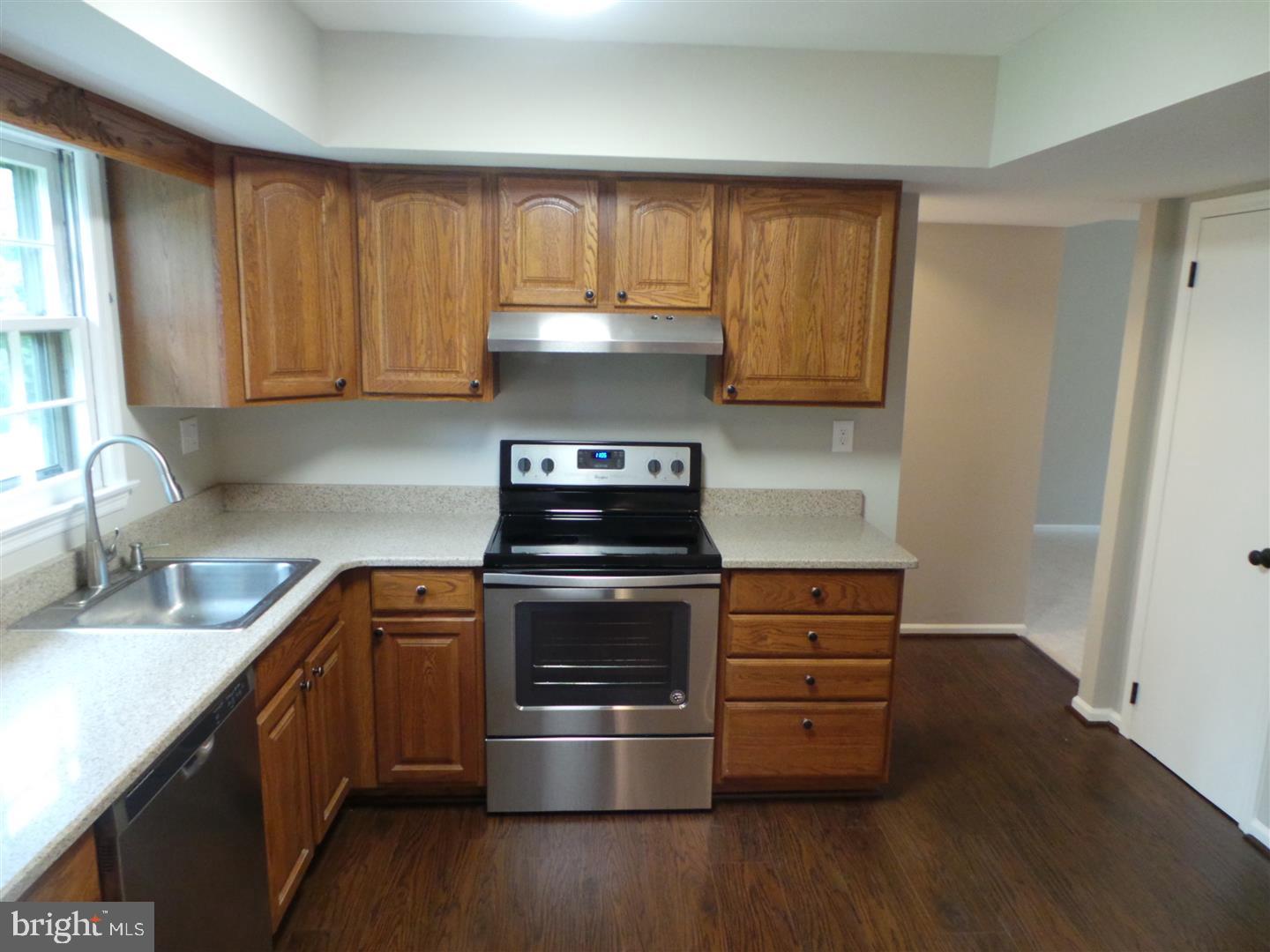 114 Abbey Road Voorhees, NJ 08043 - Photo 9 of 24 Gallery Image 9