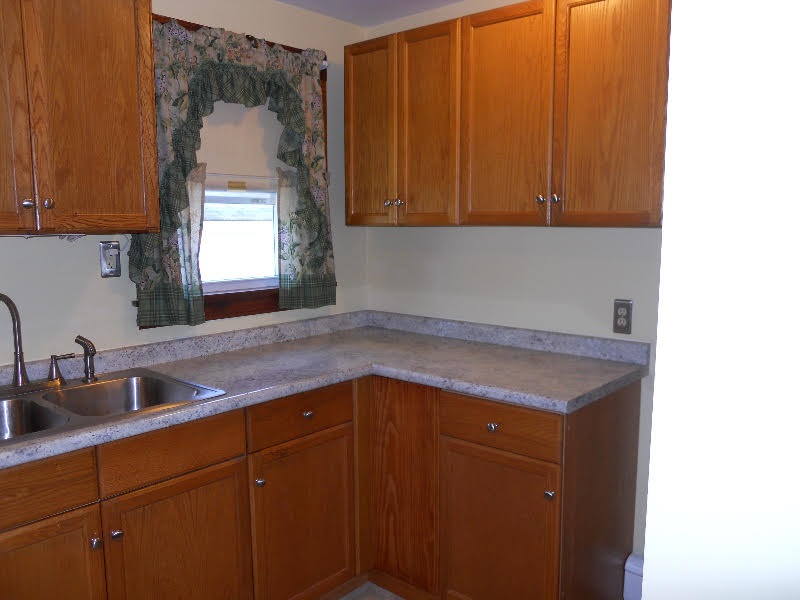 11 Library Street Allenstown, NH 03275 - Photo 3 of 20 Gallery Image 3