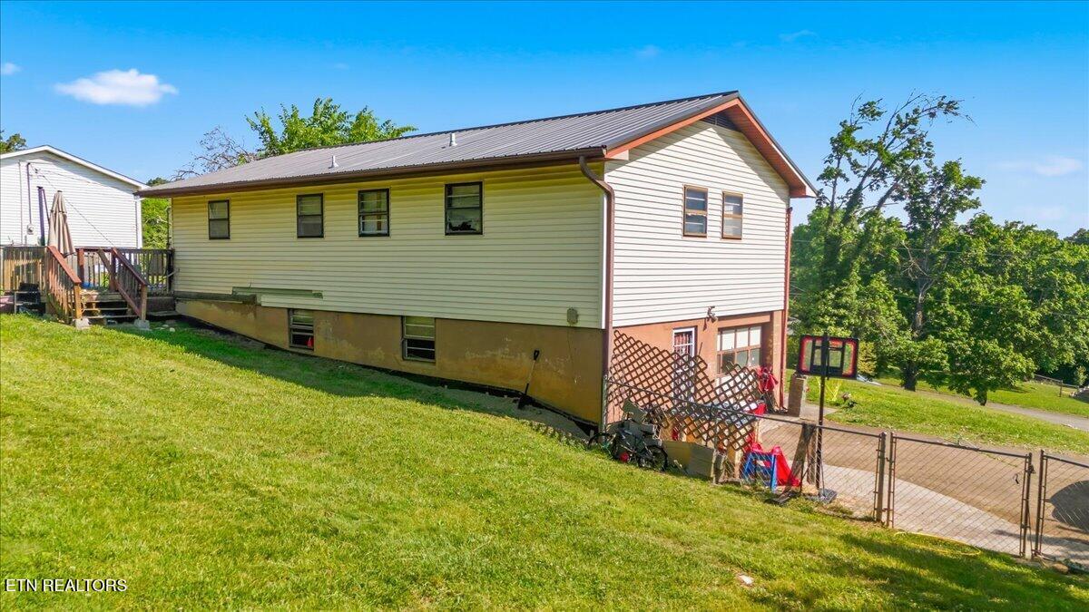 6217 Renee Road Corryton, TN 37721 - Photo 18 of 20 20-Exterior