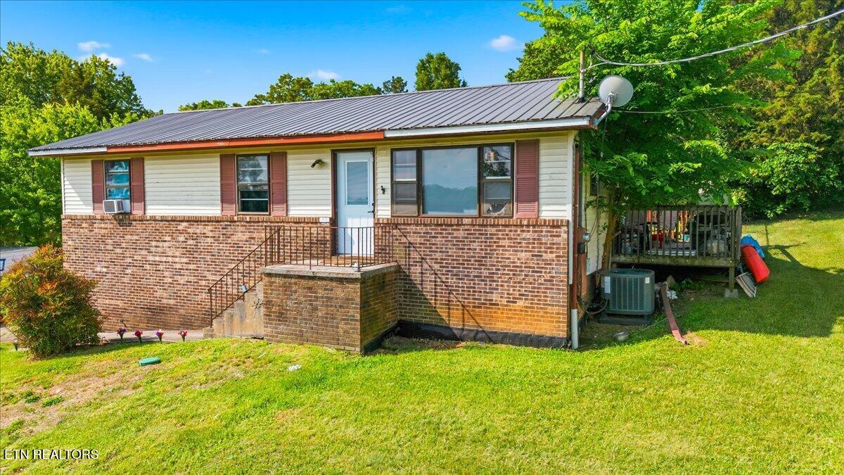 6217 Renee Road Corryton, TN 37721 - Photo 2 of 20 02-Exterior