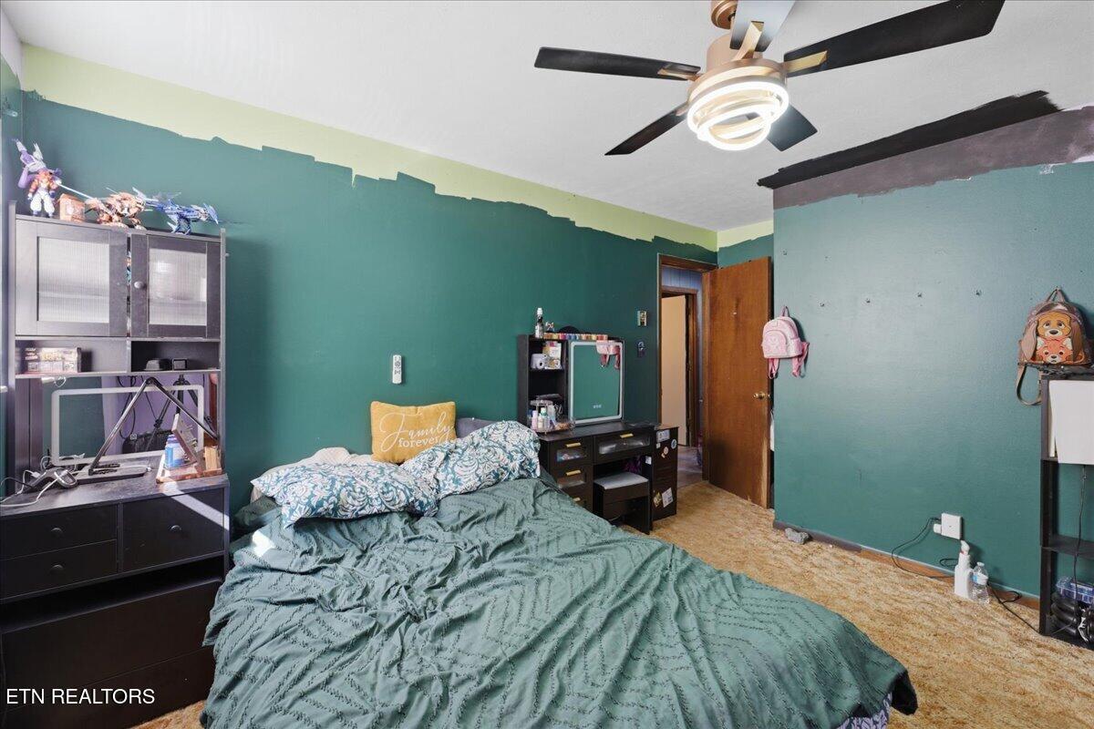 6217 Renee Road Corryton, TN 37721 - Photo 9 of 20 09-Bedroom 1
