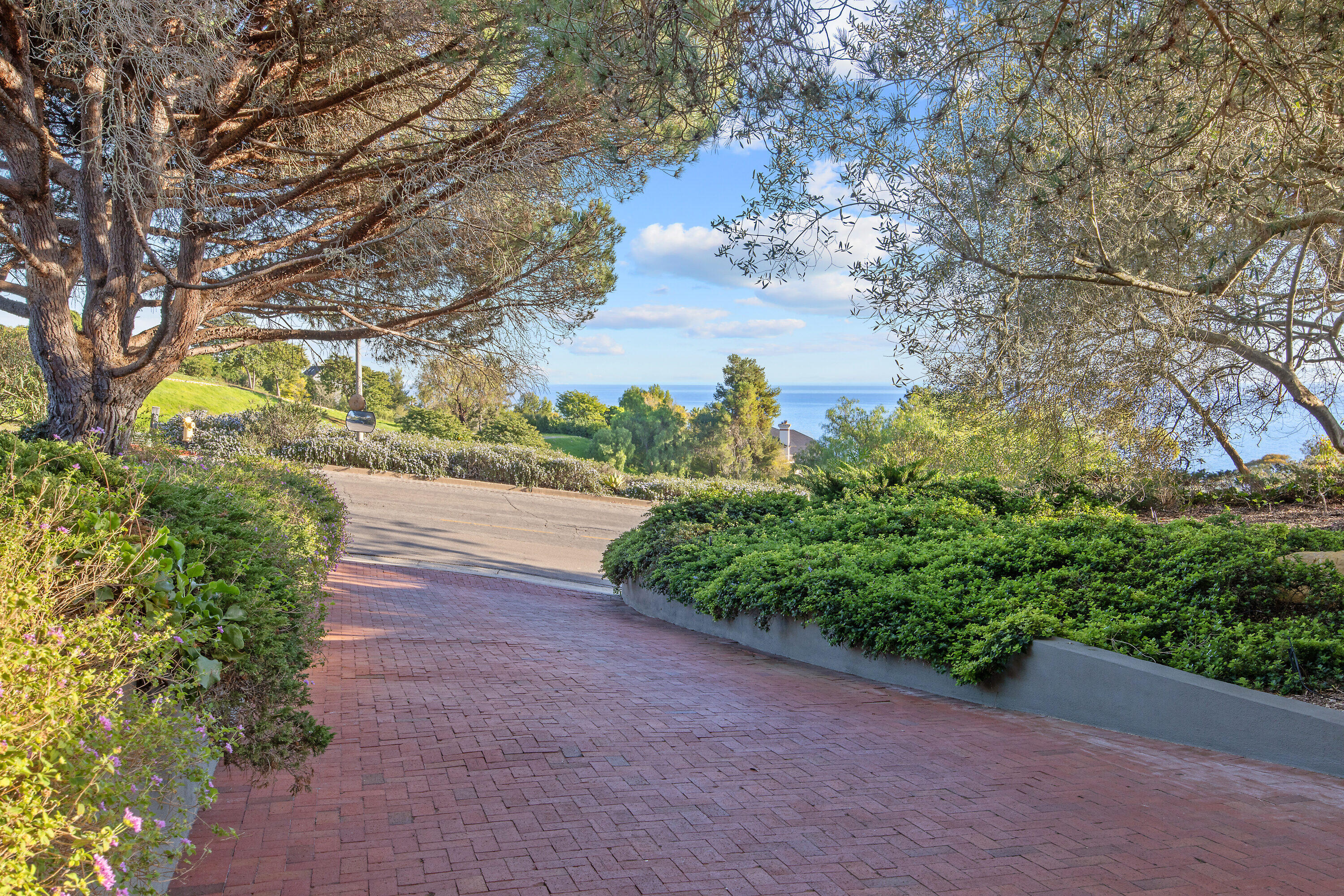 737 Sea Ranch Drive Santa Barbara, CA 93109 - Photo 6 of 40 Sea Ranch Beauty (58)