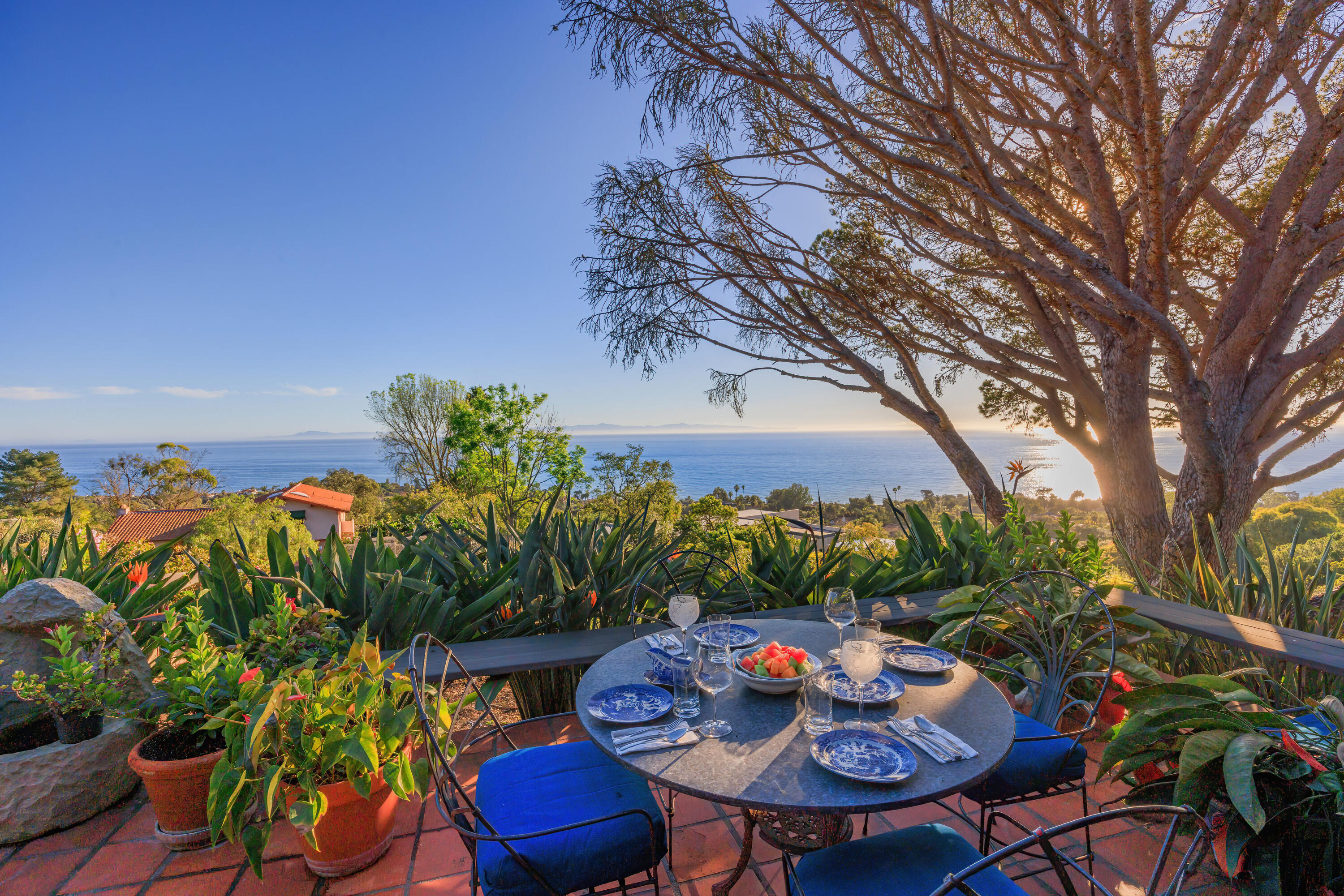 737 Sea Ranch Drive Santa Barbara, CA 93109 - Photo 8 of 40 Sea Ranch Beauty (4)