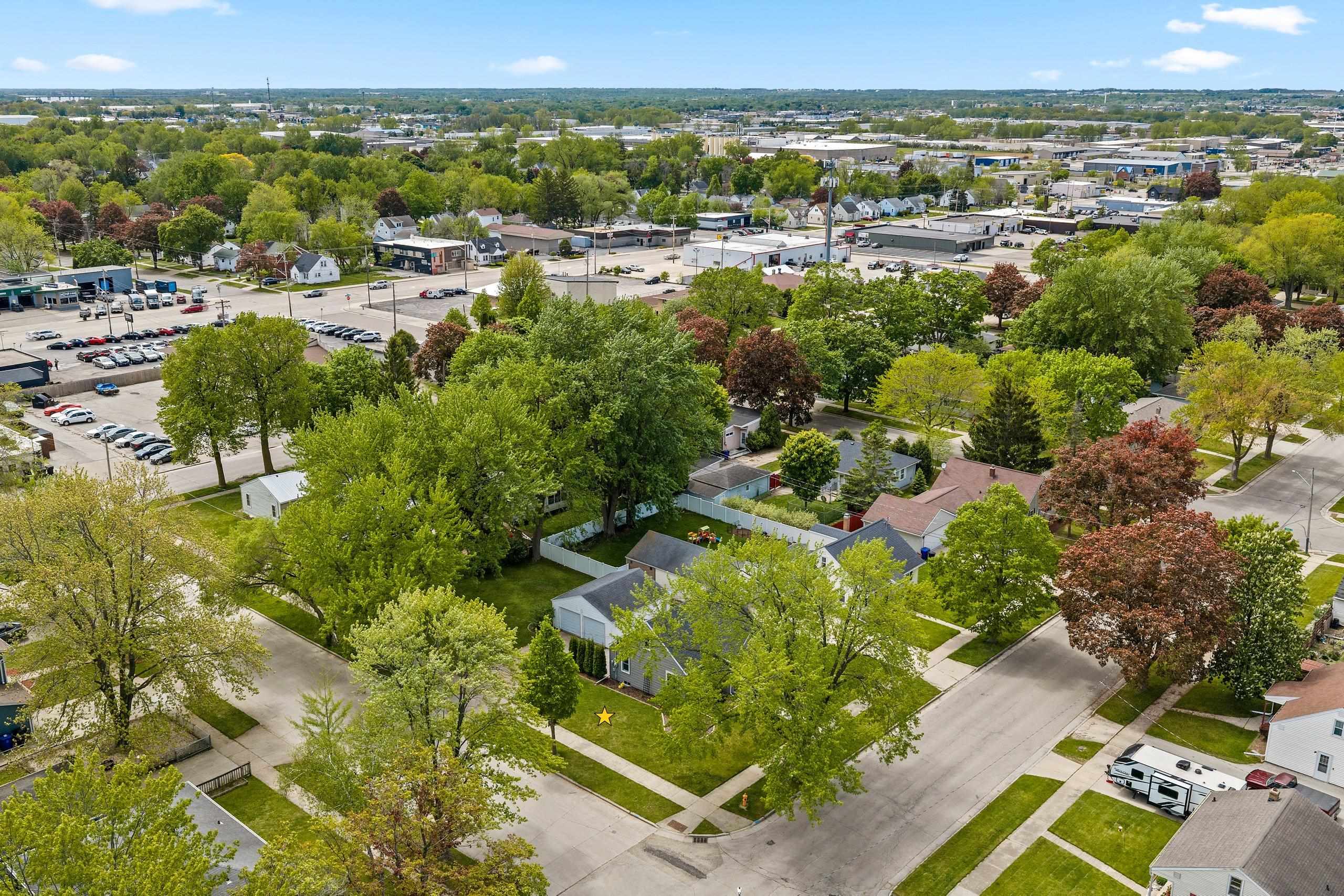 1405 West Brewster Street Appleton, WI 54914 - Photo 35 of 42