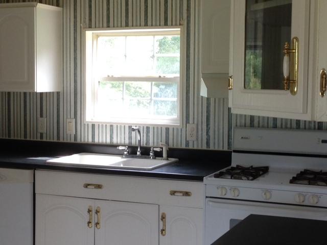 2696 Pocahontas Road Morrison, TN 37357 - Photo 5 of 15 Kitchen with appliances