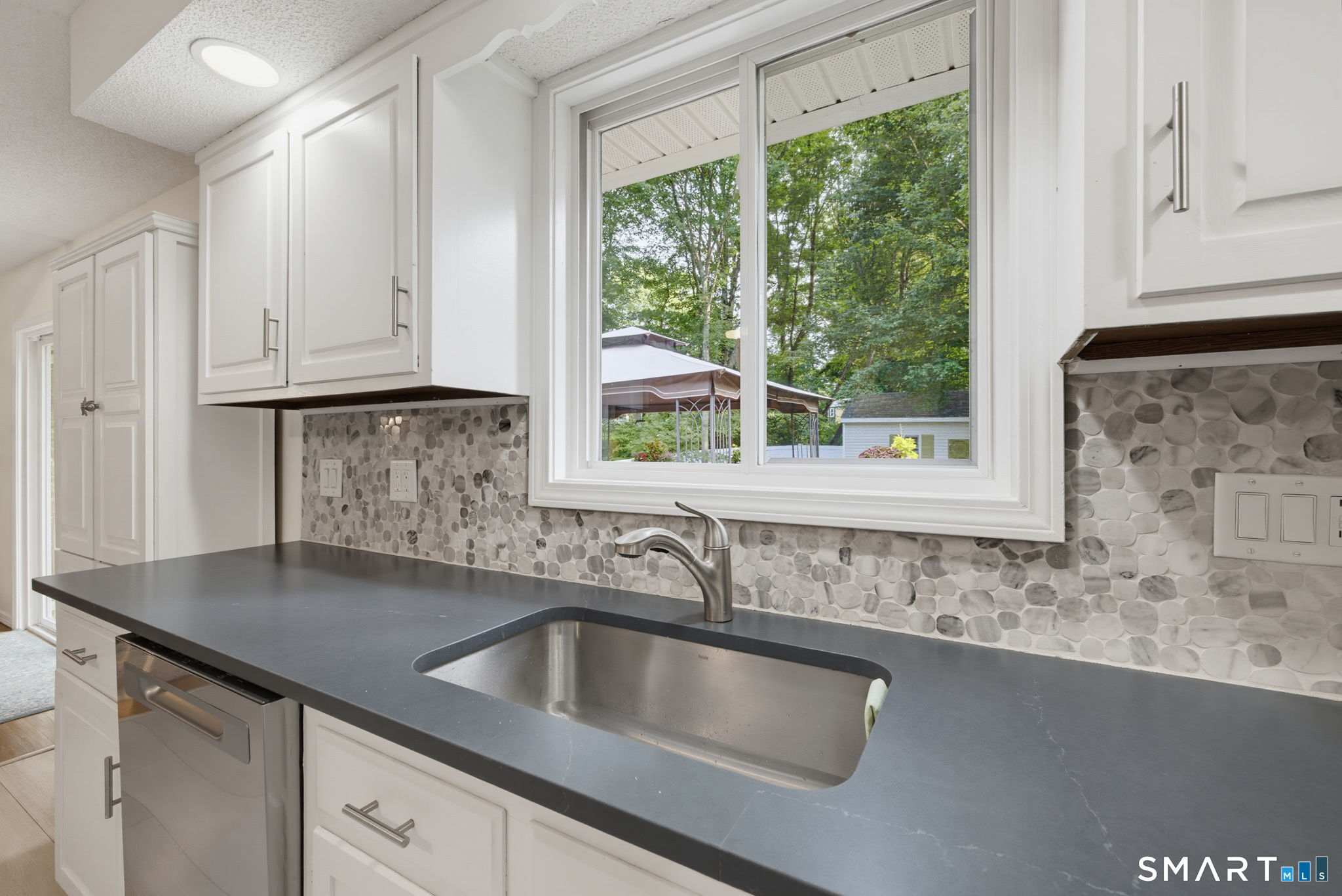 15 Fieldwood Road Watertown, CT 06795 - Photo 24 of 39