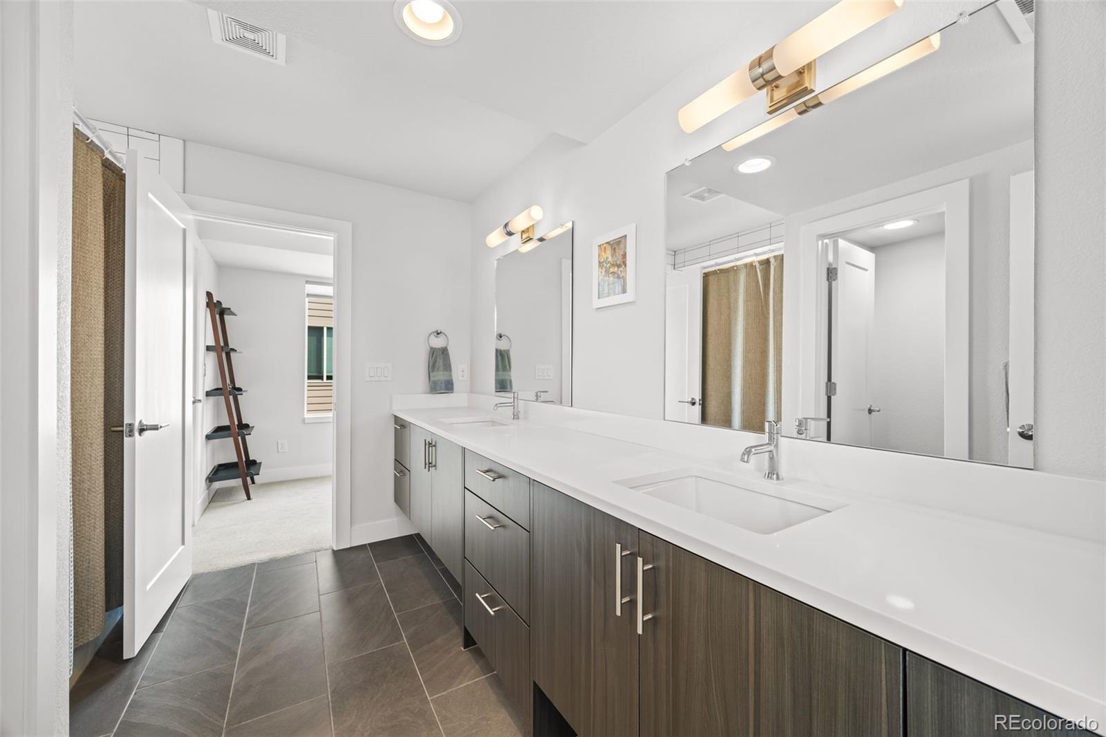 1568 Wolff Street Denver, CO 80204 - Photo 17 of 37