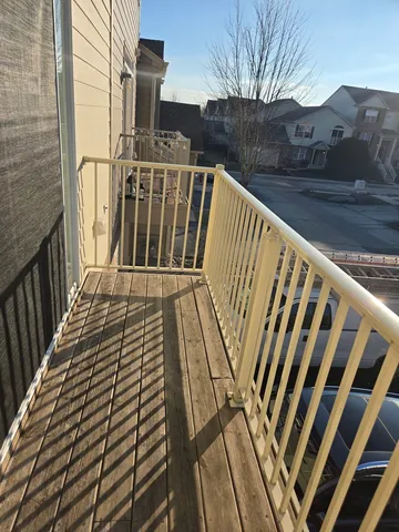 $229,900 | 5220 Cobblers Crossing, McHenry, IL 60050