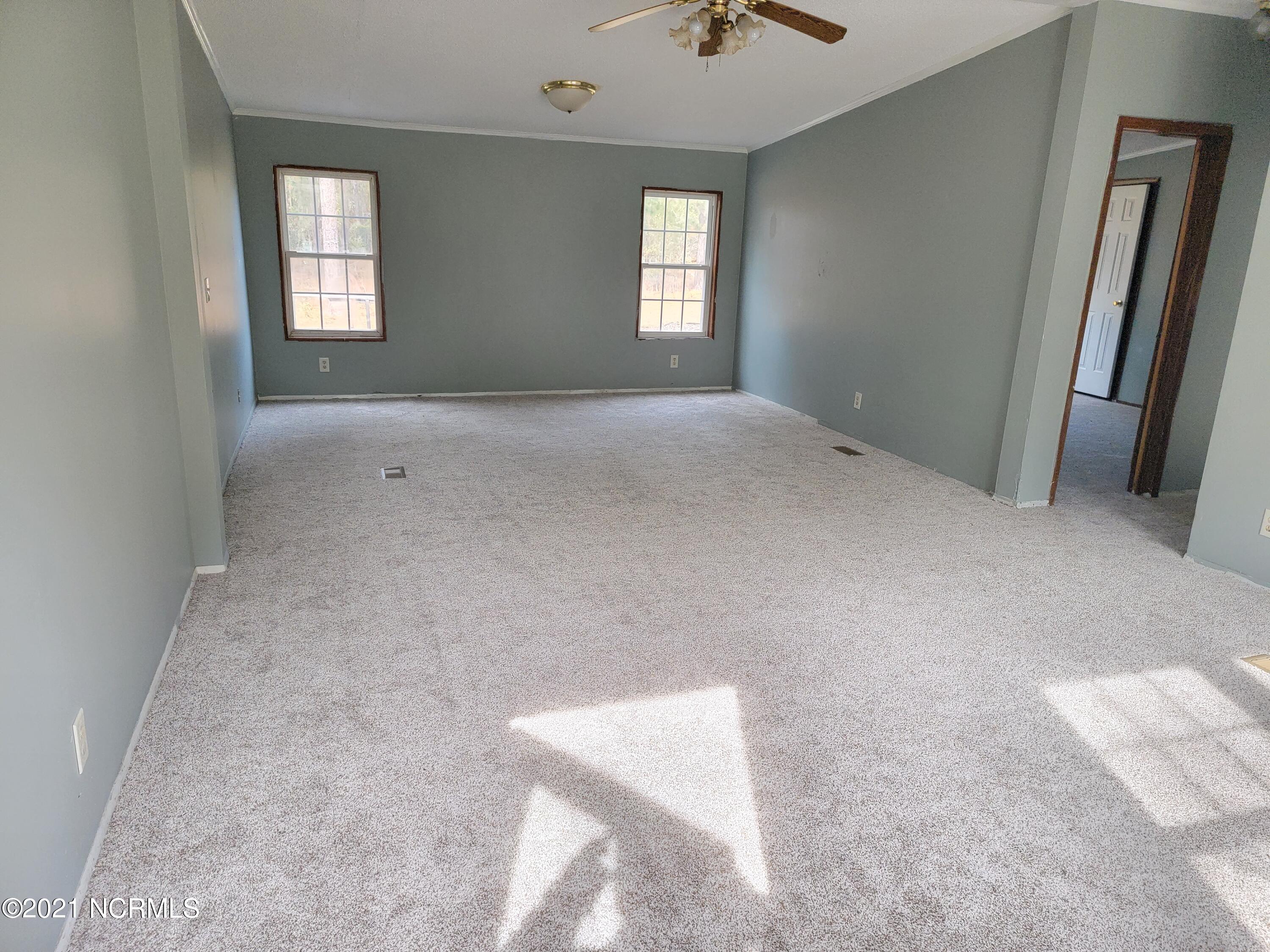 479 Koppers Road Aberdeen, NC 28315 - Photo 4 of 17 20211107_111554