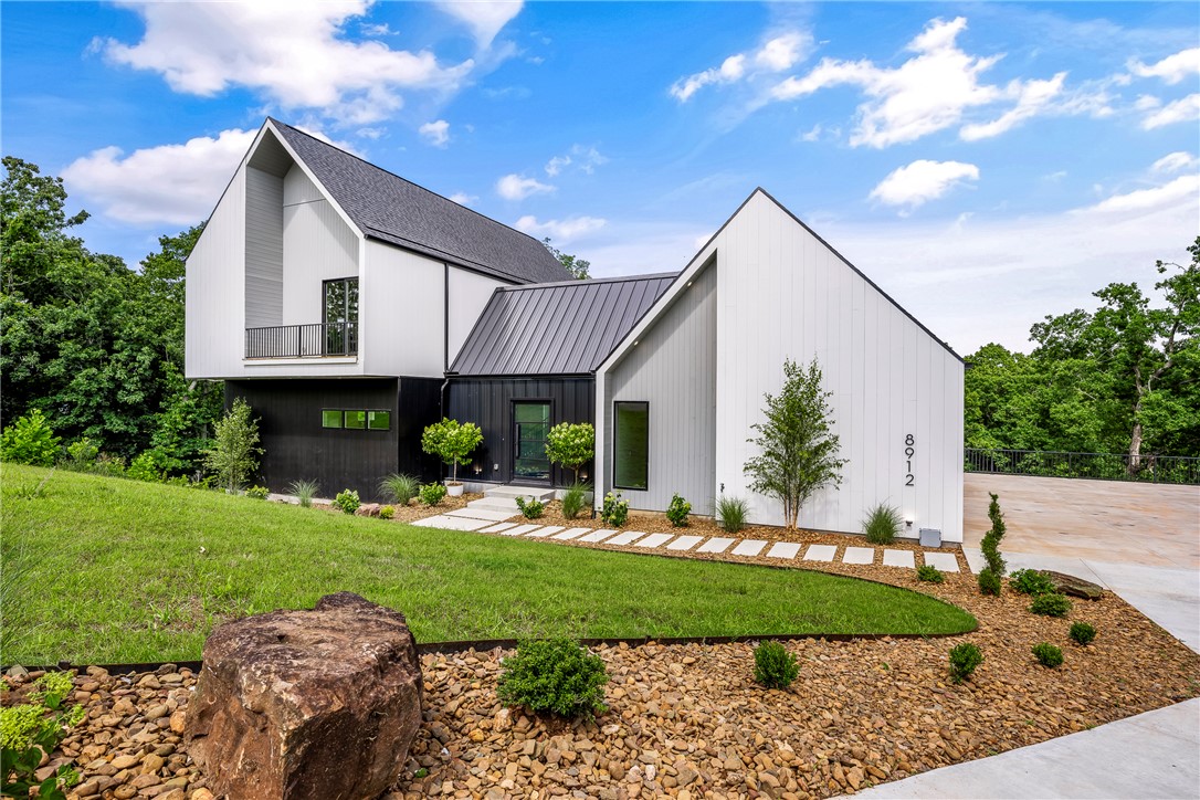 8912 Anew Road Rogers, AR 72756 - Photo 1 of 31 Gallery Image 1