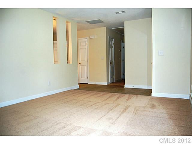 6020 Trysting Road Charlotte, NC 28227 - Photo 3 of 10 Gallery Image 3