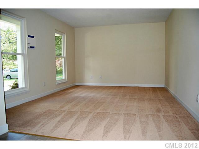 6020 Trysting Road Charlotte, NC 28227 - Photo 7 of 10 Gallery Image 7
