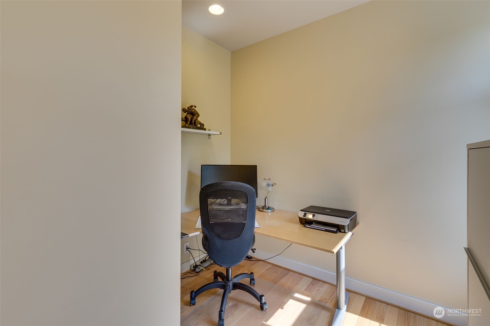 4021 Wells Avenue North Renton, WA 98056 - Photo 13 of 39 Gallery Image 13