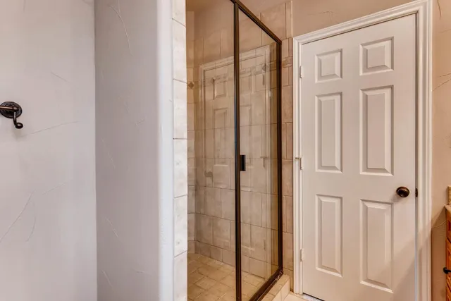 $4,150 | 906 Juniper Street, Austin, TX 78702