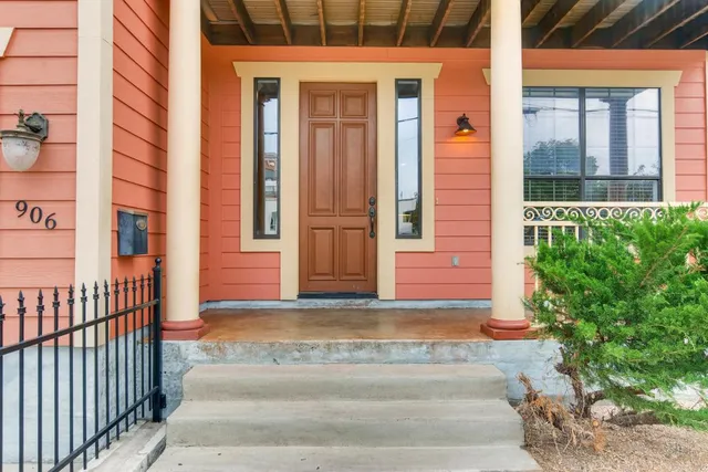 $4,150 | 906 Juniper Street, Austin, TX 78702