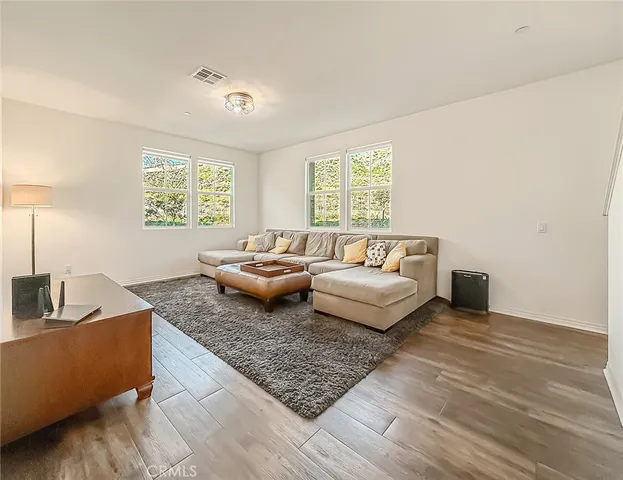 $699,999 | 26711 Lexington Lane, Saugus, CA 91350