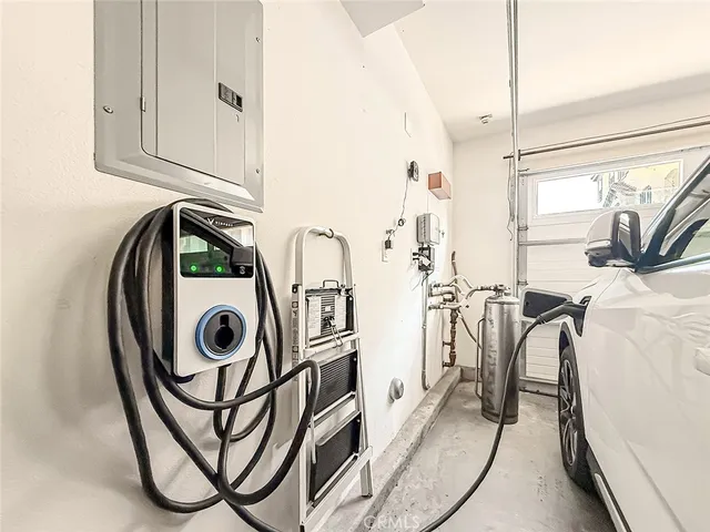 $699,999 | 26711 Lexington Lane, Saugus, CA 91350