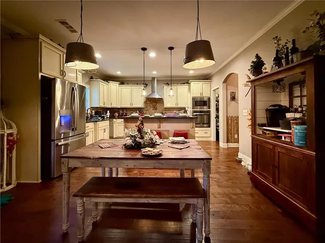 $990,000 | 37 Farmstead Way, Senoia, GA 30276