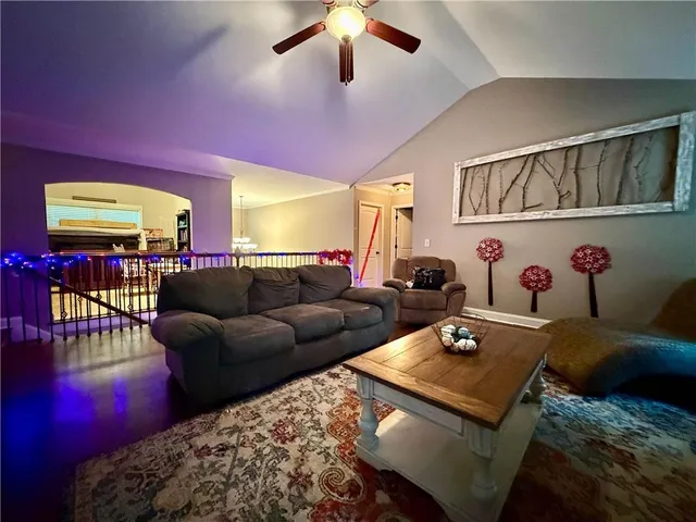 $990,000 | 37 Farmstead Way, Senoia, GA 30276