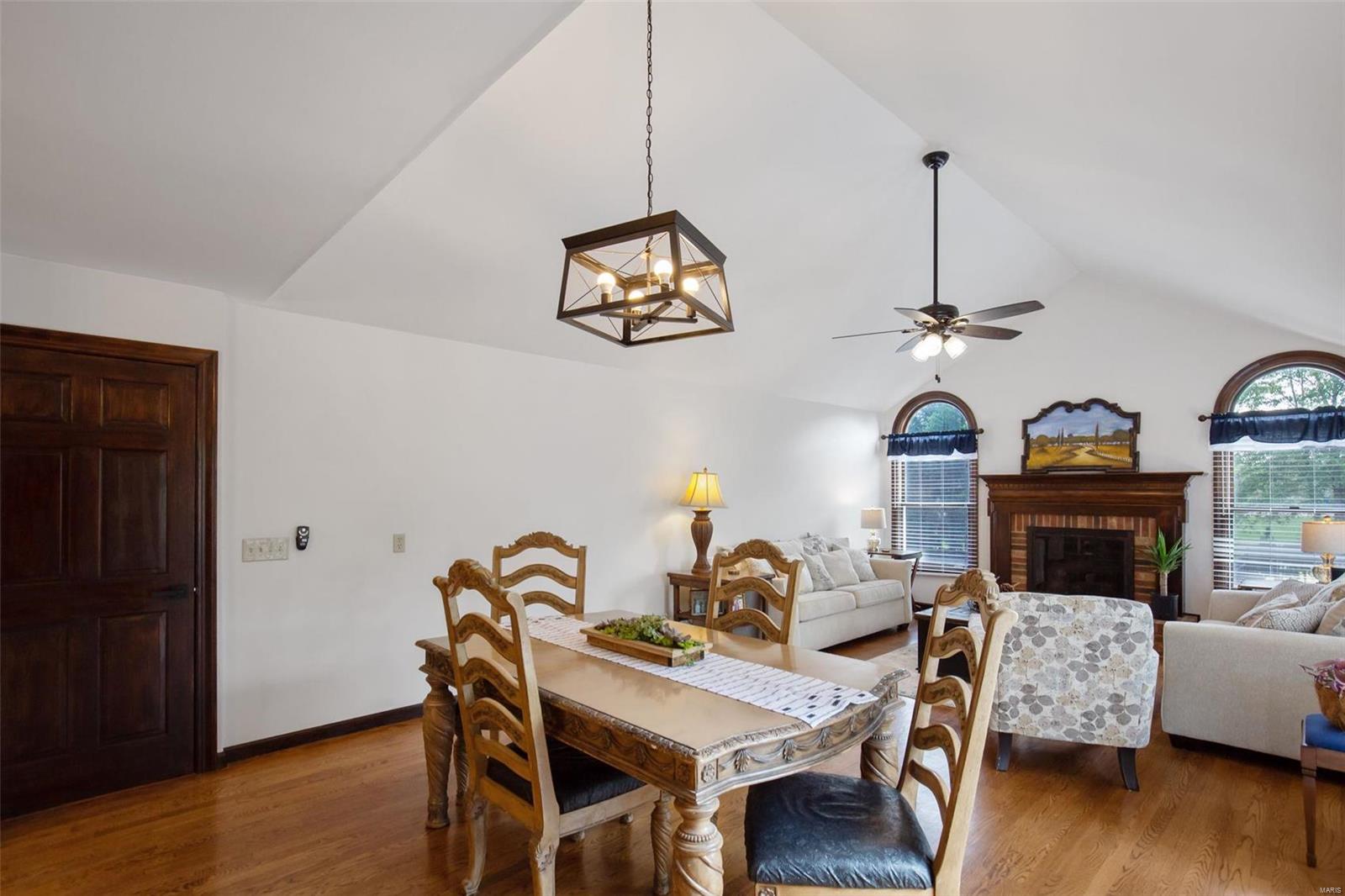 14 Clonmel Close Weldon Spring, MO 63304 - Photo 14 of 83 Gallery Image 14