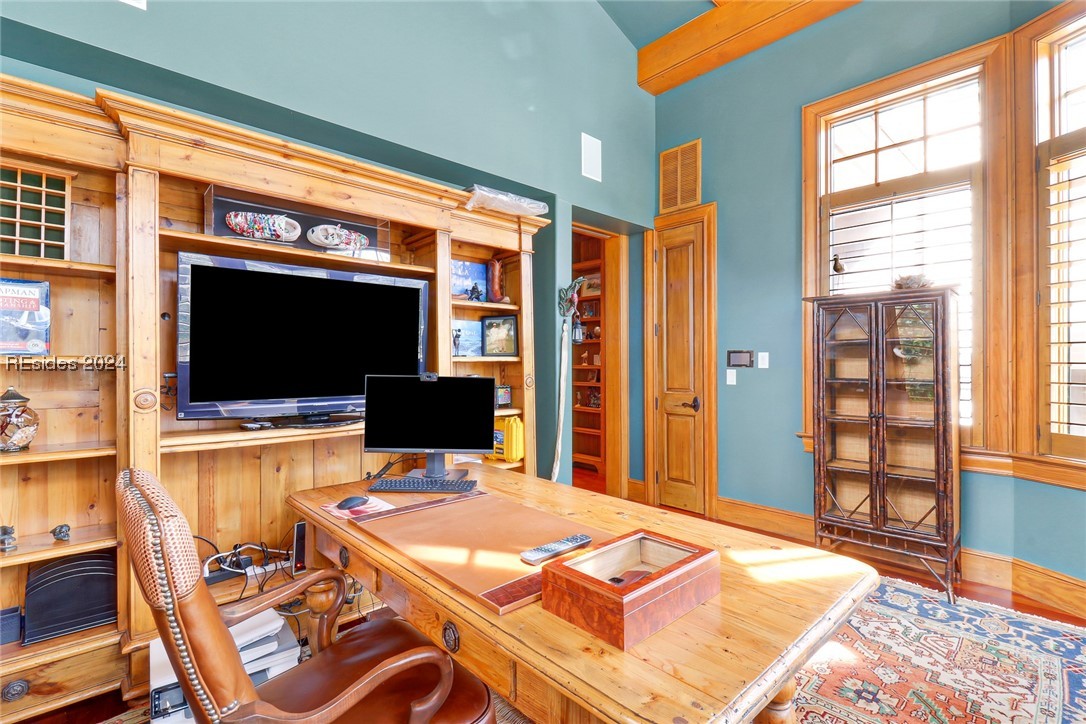 11 North Calibogue Cay Road Hilton Head Island, SC 29928 - Photo 34 of 81