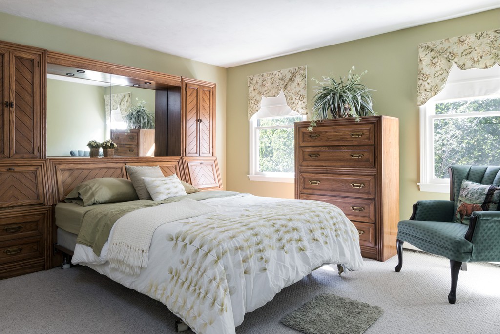 17 Liberty Road Medway, MA 02053 - Photo 21 of 30 Gallery Image 21