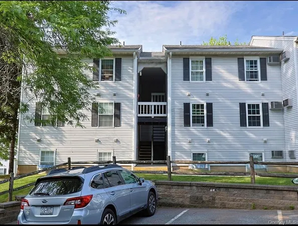 $259,900 | 10 Lexington Hills Road, Harriman, NY 10926