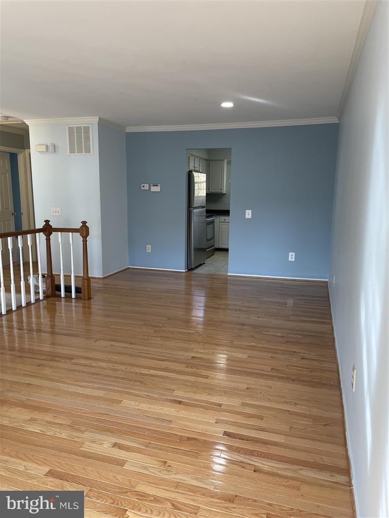 5932 Powell's Landing Road Burke, VA 22015 - Photo 32 of 39 Gallery Image 32