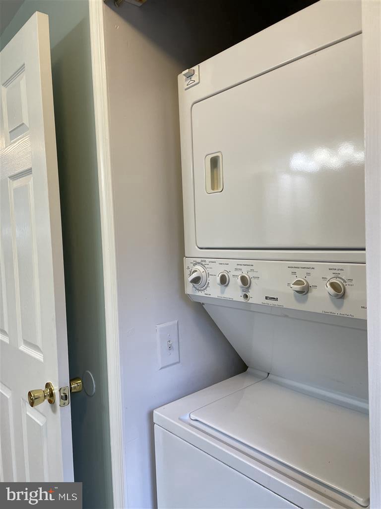 5932 Powell's Landing Road Burke, VA 22015 - Photo 38 of 39 Gallery Image 38