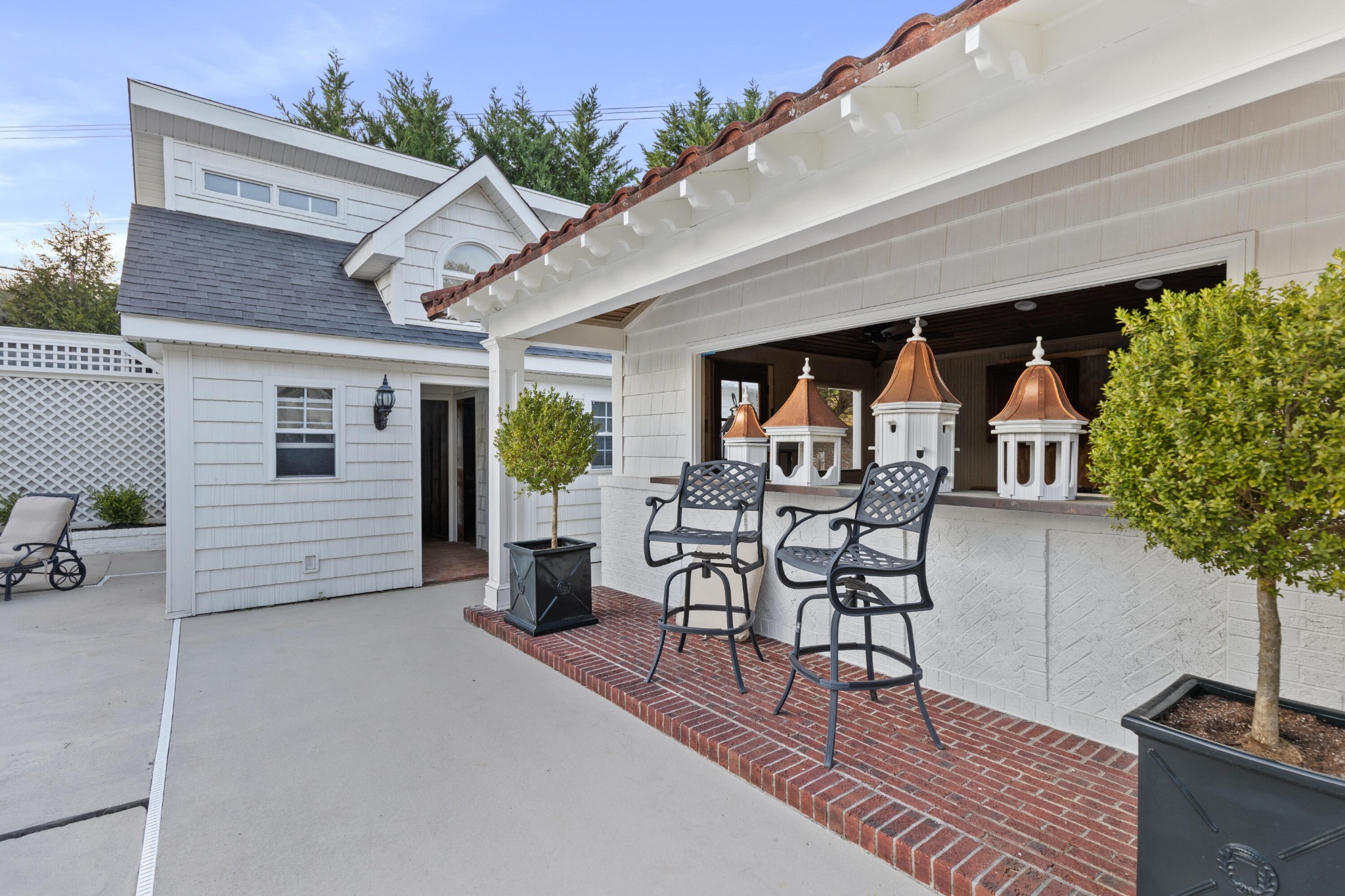 8421 Pedigo Road Powell, TN 37849 - Photo 45 of 57 a view of a house with backyard and sitting area