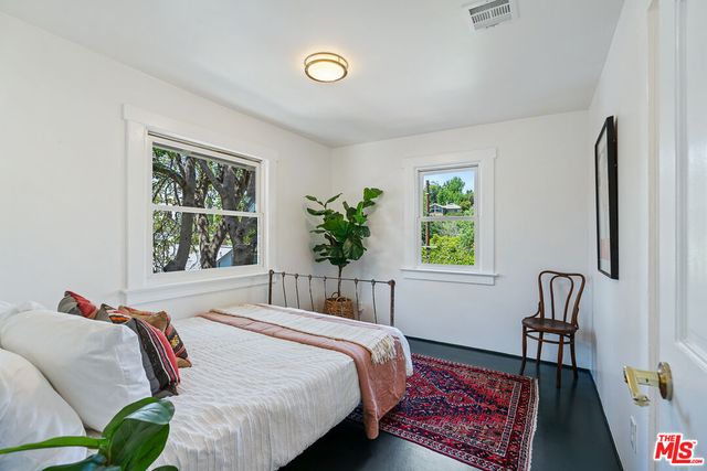 $1,200,000 | 1581 Curran Street, Los Angeles, CA 90026