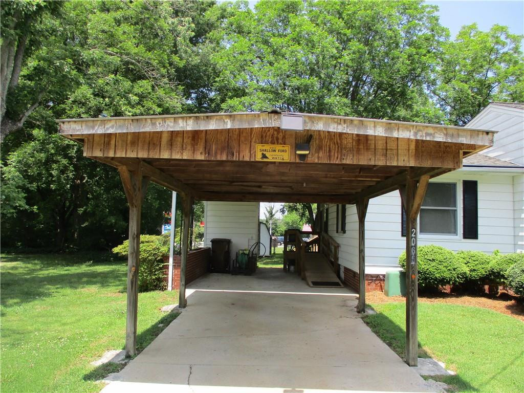 2065 Routh Road Burlington, NC 27217 - Photo 2 of 15 Gallery Image 2
